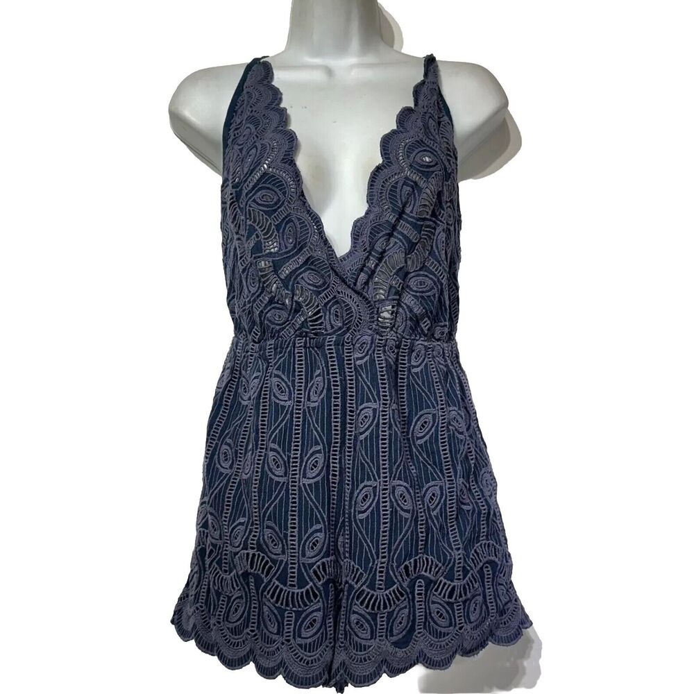 tularosa blue sleeveless lace romper Size S